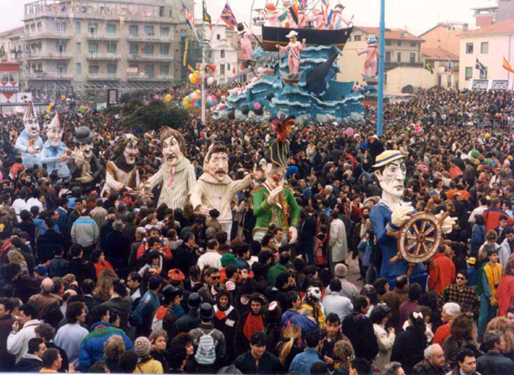 ignoto - Le maschere della risata