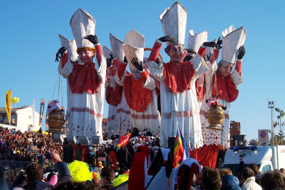 Santo subito (2012)